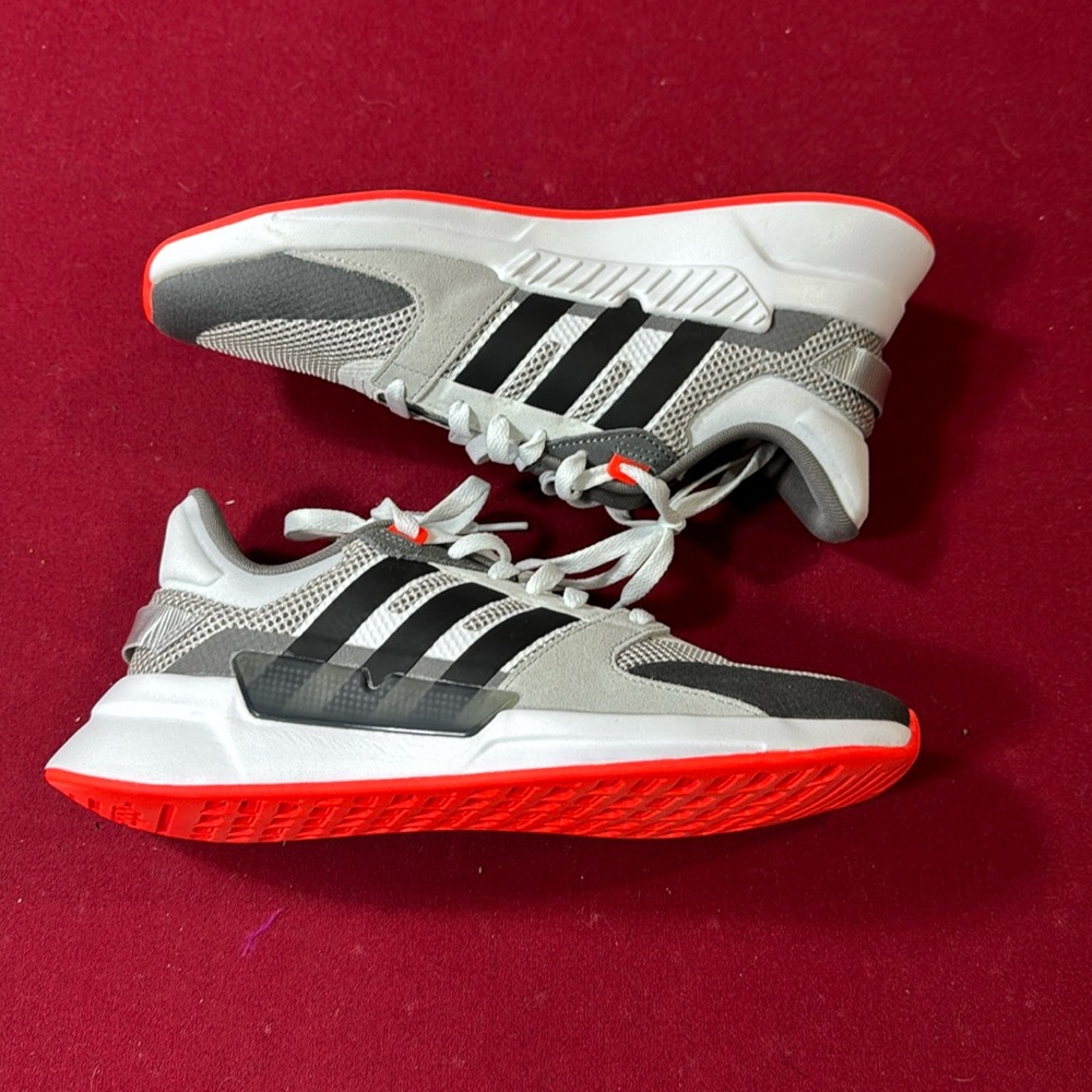 Addidas running shoe mens